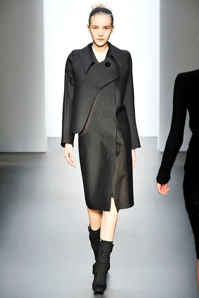 Look 8